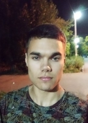 Даниэль, 21, Россия, Серов