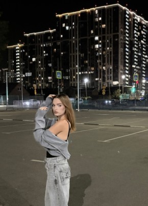 Вика из Краснодара 20 лет
