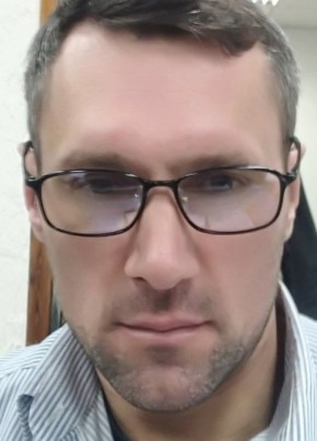 Максим из Челябинска 43 года
