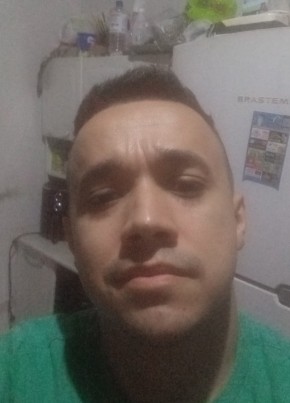 Willian santoAra из Goiânia 32 года