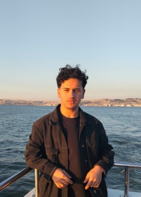 İbrahim из İzmir 18 лет