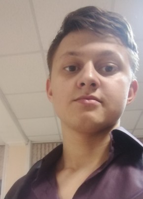 Кирилл, 19, Россия, Сосновоборск (Красноярский край)
