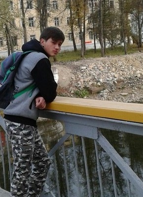 Антон, 24, Россия, Аша