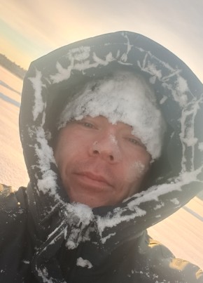 Андрей из Нового Уренгоя 32 года
