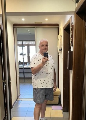 Юрий из Туапсе 62 года