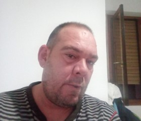 Cristóbal, 44, Guardamar del Segura