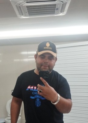 Augusto из Simão Dias 32 года