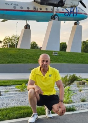 Владимир, 54, Россия, Корсаков