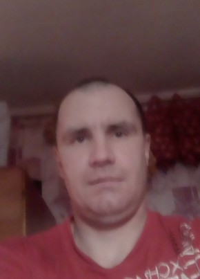 Игорь, 42, Россия, Балезино