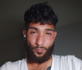 Tiuo, 18, La Roche-sur-Yon