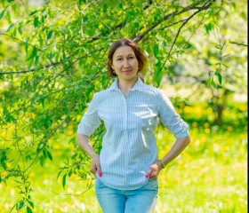 Nadezhda, 45, Moscow