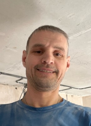 Серж из Санкт-Петербурга 42 года