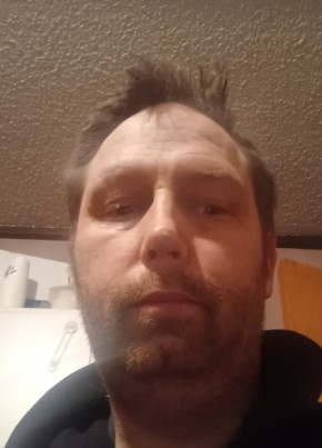 William, 40, New Zealand, Levin