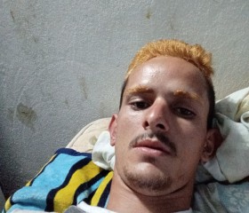 Mateus, 23 года, Araxá