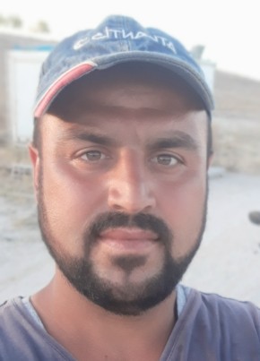 Ahmett saLihh  , 30, Türkiye Cumhuriyeti, Karapınar
