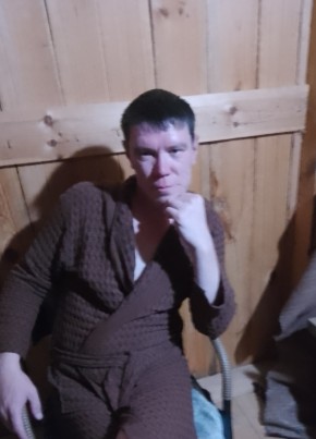 Андрей Кошаев из Волжска 43 года