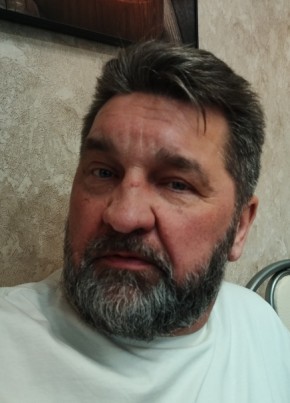 Михаил из Кремёнки 54 года