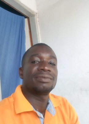 Pascal aka, 36, République de Côte d’Ivoire, Abidjan