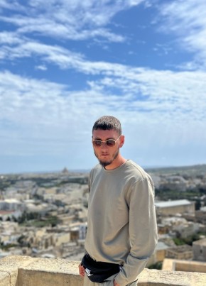 Redi, 25, Malta, Mosta