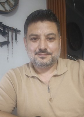 Serkan из ბათუმი 46 лет