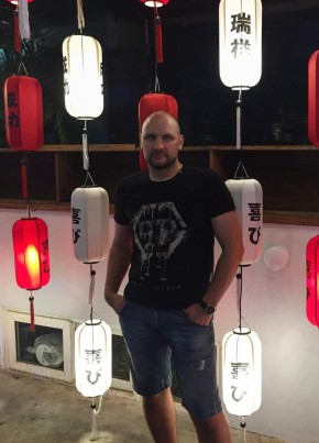 Александр из Красноярска 44 года