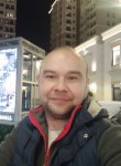 Aziz, 43, Istanbul