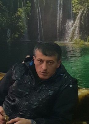 Saro, 43, Россия, Балакирево
