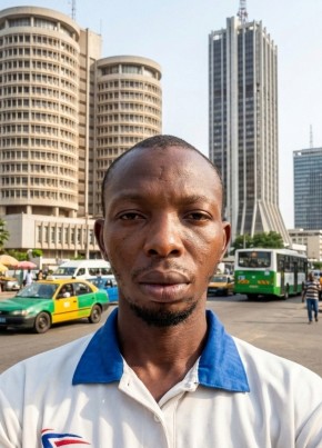Abdoulaye из Abidjan 33 года