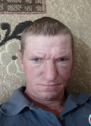 Алексей из Черкесска 44 года