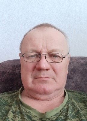 Виктор из Багана 52 года