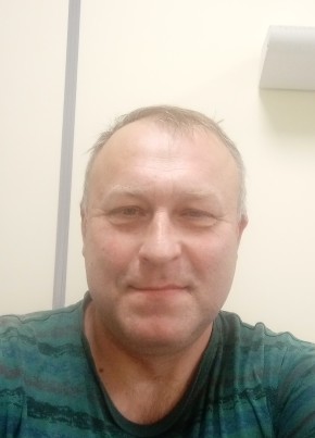 Олег, 54, Россия, Красноперекопск