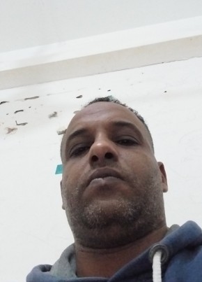 طارق علي عبد الع, 36, جمهورية مصر العربية, القاهرة