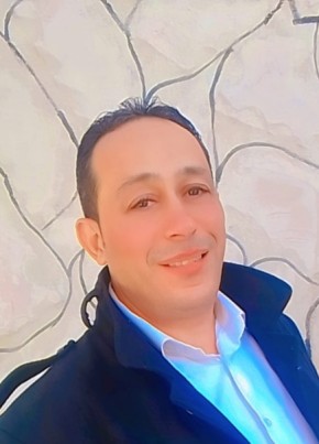 نضال الشمري из الزرقاء 47 лет