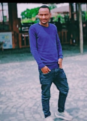 Abdulbasit, 26, Kenya, Nairobi