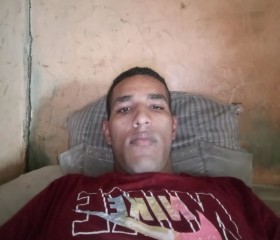 Alexander, 28, Barinas