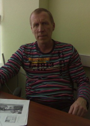 Иван, 61, Россия, Санкт-Петербург
