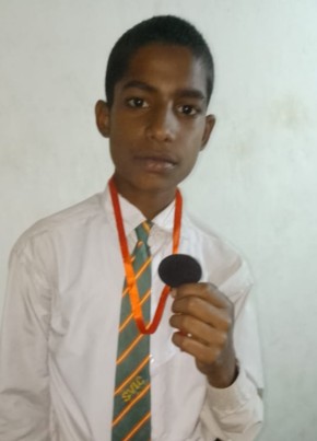Vikash Pal, 19, India, Piriyāpatna