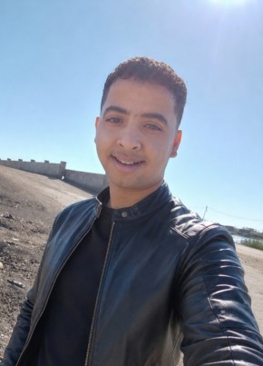ADAM из القاهرة 18 лет