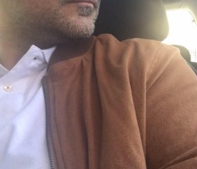 Tomás, 41, Castro-Urdiales