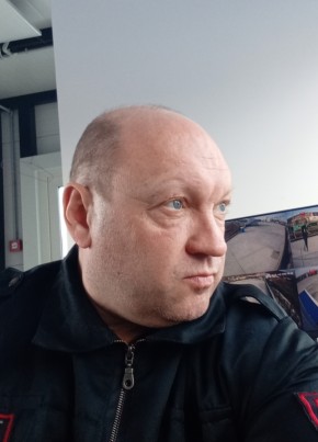 Вячеслав из Арсеньева 53 года