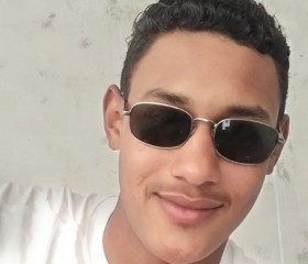 احمد, 18 лет, طَرَابُلُس