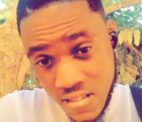 Yawkiss, 25, Cape Coast