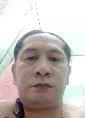 Harold из General Trias 34 года