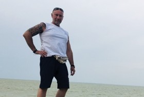 Dmitriy, 54 - Just Me