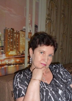 Elena, 61, Россия, Санкт-Петербург