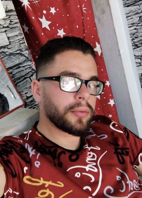 Imad Madrid из Algiers 29 лет