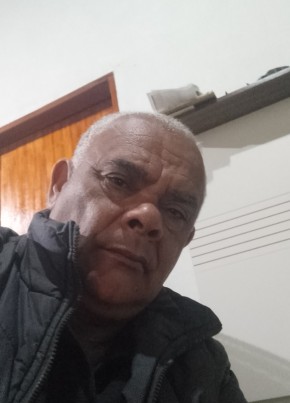 Carlos из Pouso Alegre 39 лет