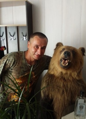 Валерий Нагаев, 47, Россия, Свеча