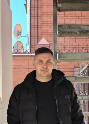 Александр из Апшеронска 42 года
