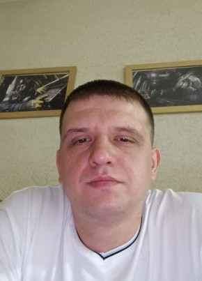 Иван, 35, Россия, Белово